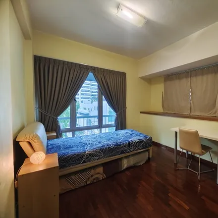 Rent this 3 bed apartment on Lion Towers in Derbyshire Road, Singapore 309331
