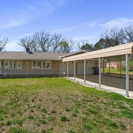 Image 1 - 1255 East Crest Drive, Houston, Texas County, MO 65483, USA - House for sale