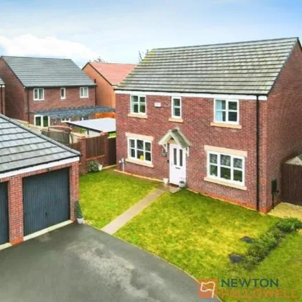 Buy this 4 bed house on unnamed road in Mansfield Woodhouse, NG19 6FR