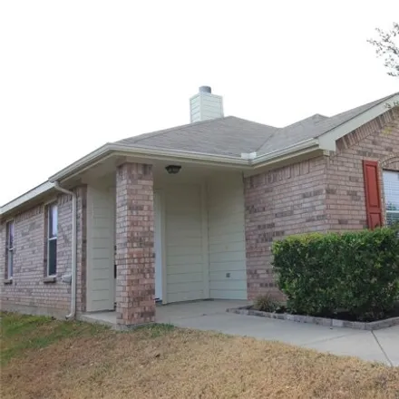 Rent this 4 bed house on 1217 Artesia Drive in Fort Worth, TX 76052