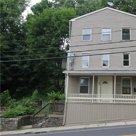 Rent this 3 bed townhouse on 3-5-7 Maple Street in Seymour, CT 06483