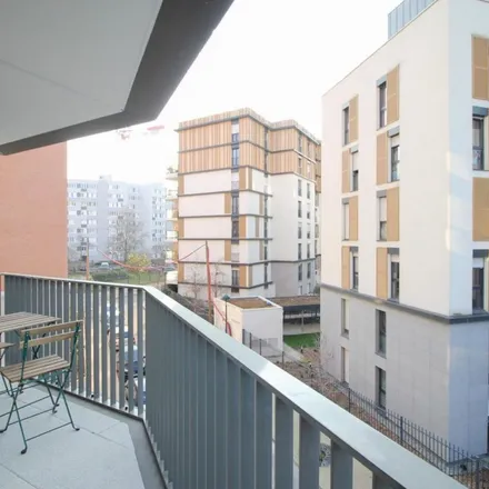 Rent this 4 bed apartment on Agena in Rue Mozart, 92110 Clichy