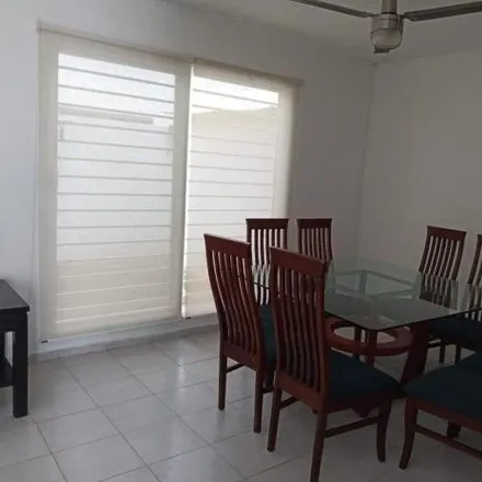 Rent this 3 bed house on Farmacia Yza in Calle 51, Real Montejo