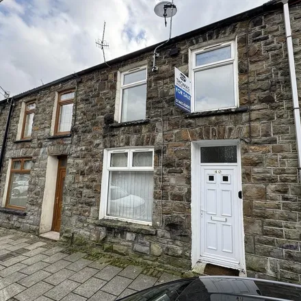 Rent this 3 bed townhouse on Ton Row in Ton Pentre, CF41 7AW