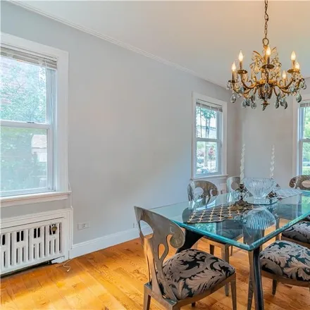 Image 6 - 1787 Tenbroeck Avenue, New York, NY 10461, USA - House for sale