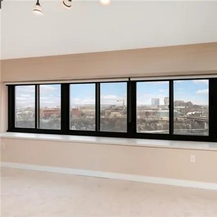 Image 4 - Riverview Tower, South 1st Street, Minneapolis, MN 55454, USA - Condo for sale