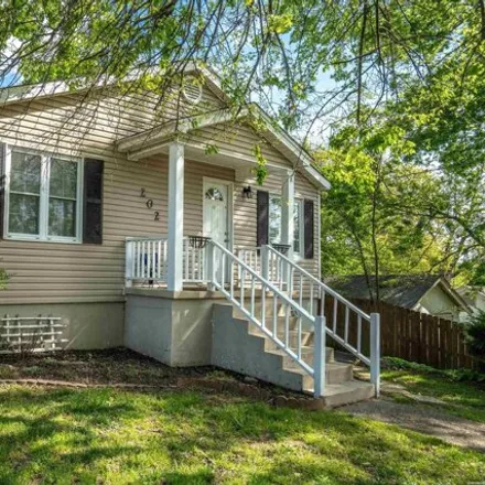 Buy this 2 bed house on 218 Campbell Street in Hot Springs, AR 71913
