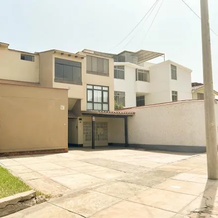 Image 1 - Ayacucho Avenue, Santiago de Surco, Lima Metropolitan Area 15038, Peru - Apartment for rent