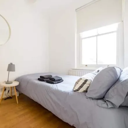 Rent this 2 bed apartment on London in W11 2AY, United Kingdom