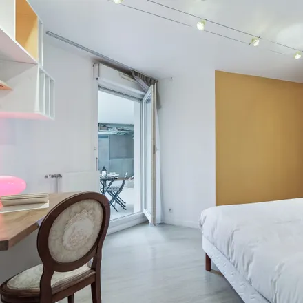Rent this 1 bed apartment on 5 Rue Jean Walter in 92110 Clichy, France