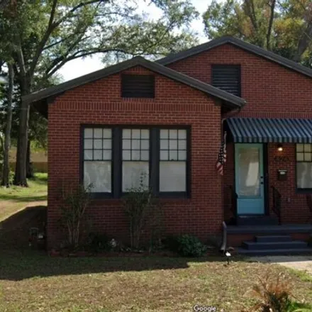 Buy this 3 bed house on 424 Pecan Street in Center, TX 75935
