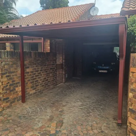 Image 3 - Kraanvoël Road, Birch Acres, Gauteng, 1621, South Africa - Townhouse for rent