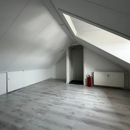 Rent this 1 bed apartment on Burgemeester van Oppenstraat 71B-02 in 6224 EP Maastricht, Netherlands