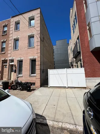 Image 2 - 1901 Brown Street, Philadelphia, PA 19130, USA - Townhouse for sale