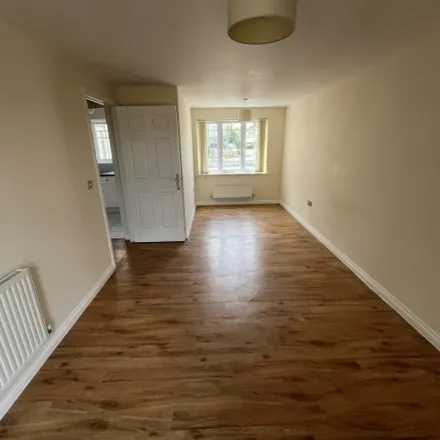 Image 2 - Great North Way, London, NW4 1HS, United Kingdom - Apartment for rent