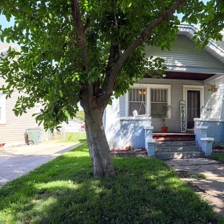 Buy this 4 bed house on 2200 Avenue F in Council Bluffs, IA 51501