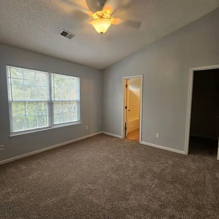 Rent this 3 bed apartment on 101 Tuscany Court in Irmo, Irmo