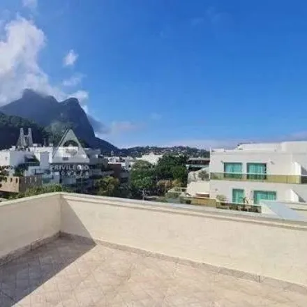 Buy this 4 bed apartment on Rua Henrique de Moura Costa in Barra da Tijuca, Rio de Janeiro - RJ