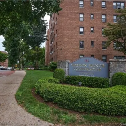 Image 5 - 2 Fisher Dr Apt 519, Mount Vernon, New York, 10552 - Apartment for sale