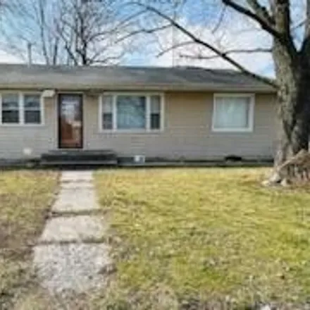 Buy this 3 bed house on 659 South Lindell Street in Vandalia, MO 63382