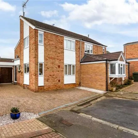 Buy this 3 bed duplex on Elms Close in Ampthill, MK45 2TY