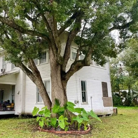 Image 2 - 2nd Street, Live Oak, Suwannee County, FL 32064, USA - House for sale