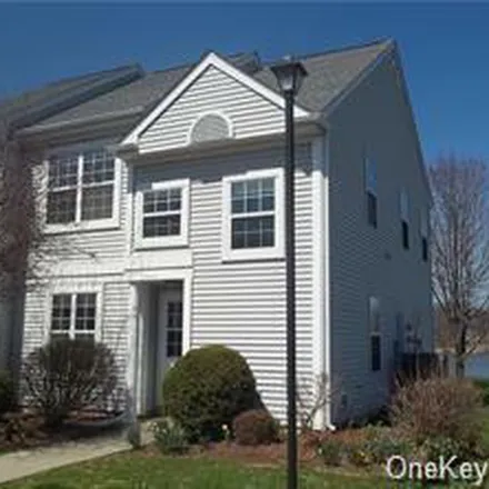 Rent this 2 bed apartment on 27 Kensington Way in City of Middletown, NY 10940