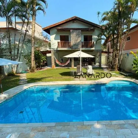 Rent this 5 bed house on Edifício Beach & Golf in Passeio das Embarcações, Riviera