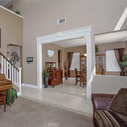 Image 7 - 17222 Bluff Vista Court, Riverside County, CA 92503, USA - House for sale