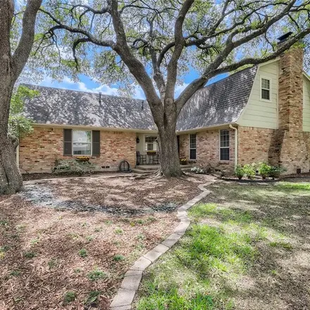 Buy this 5 bed house on 4 Cumberland Place in Richardson, TX 75080
