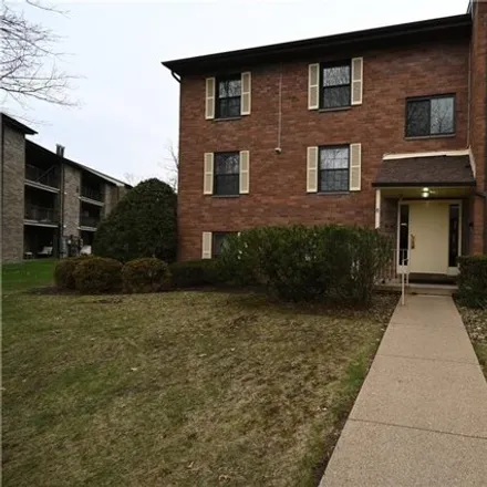 Buy this 2 bed condo on 7402 Beacon Hill Drive in Wilkinsburg, PA 15221