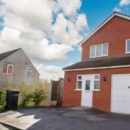 Rent this 3 bed house on Birches Avenue in Birches Road, Bilbrook