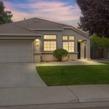 Buy this 3 bed house on 1019 Kirksey Drive in Turlock, CA 95382