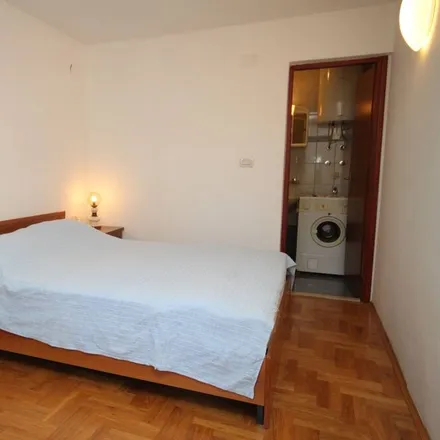 Rent this 2 bed apartment on Mali Lošinj in 5158, 51550 Mali Lošinj