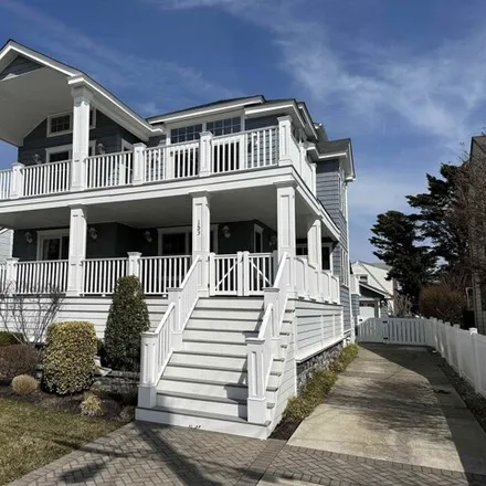 Buy this 6 bed house on 143 24th Street in Avalon, Cape May County