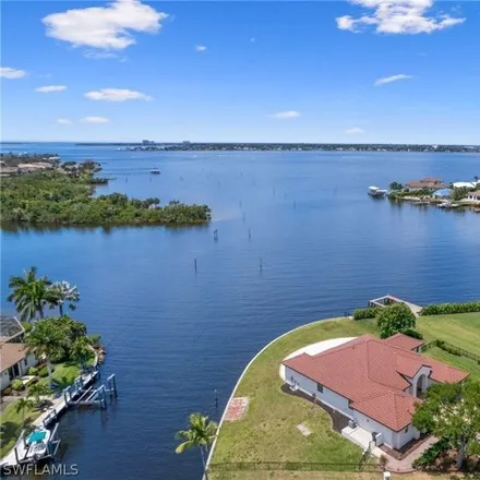 Image 3 - 866 Cal Cove Dr, Fort Myers, Florida, 33919 - House for sale