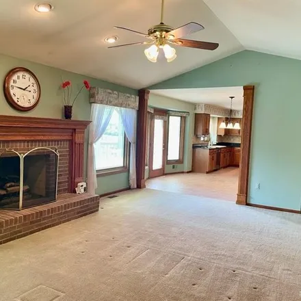 Image 3 - 2878 Wakefield Drive, Canton Township, MI 48188, USA - House for sale