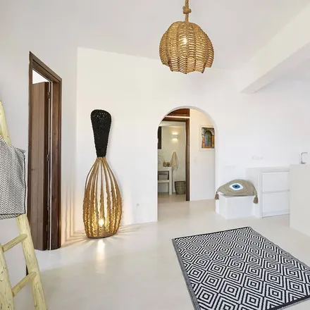 Rent this 3 bed house on Thira Municipal Unit in Thira Regional Unit, Greece