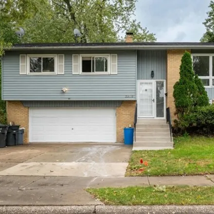 Buy this 4 bed house on 2279 184th Street in Oakglen, Lansing