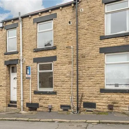 Buy this 2 bed townhouse on Princess Street in Dewsbury, WF12 8QH