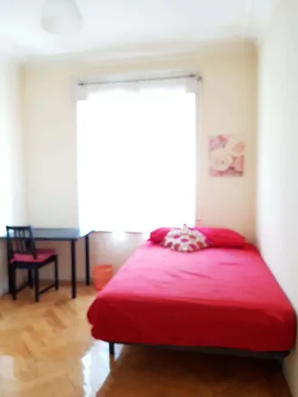 Rent this 7 bed room on Calle de Guzmán el Bueno in 21, 28015 Madrid