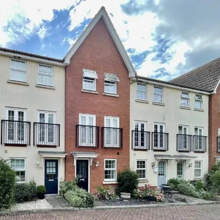 Buy this 3 bed townhouse on Orchard Close in Eye, IP23 7AE
