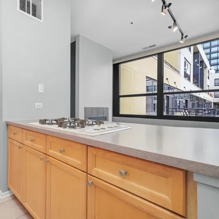 Image 4 - Metropolitan Place, 130 South Canal Street, Chicago, IL 60661, USA - Loft for sale