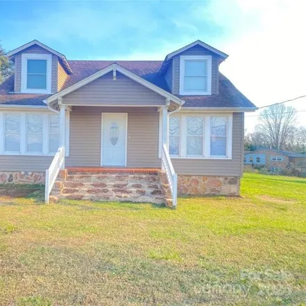 Buy this 4 bed house on 195 Eastview Street in Hudson, Caldwell County