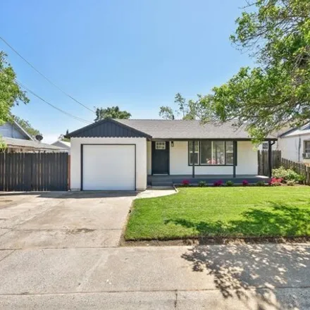 Buy this 3 bed house on 2060 South Avenue in Del Paso Heights, Sacramento