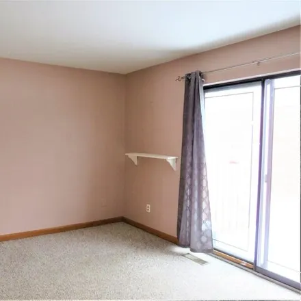 Image 5 - 17666 Kingsbrooke Circle, Clinton Township, MI 48038, USA - Townhouse for rent