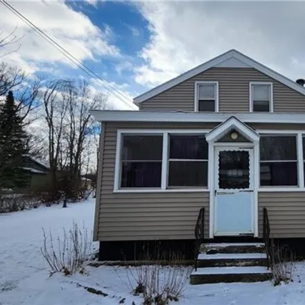 Buy this 3 bed house on 5305 Broad Street in Verona, Oneida County