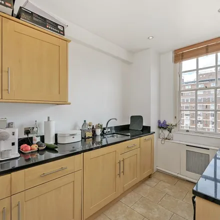 Image 3 - Cranmer Court, 1-67, 110A, 147-245;111-146 Whitehead's Grove, London, SW3 3HW, United Kingdom - Apartment for rent