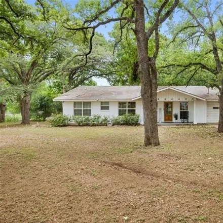 Image 4 - 380 Sierra Drive, Praesel, Milam County, TX 76567, USA - House for sale