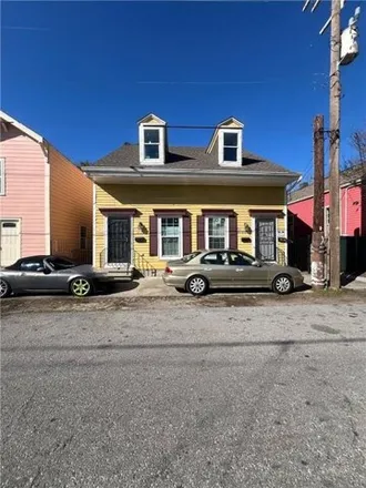 Rent this 3 bed house on 2117 North Villere Street in Faubourg Marigny, New Orleans